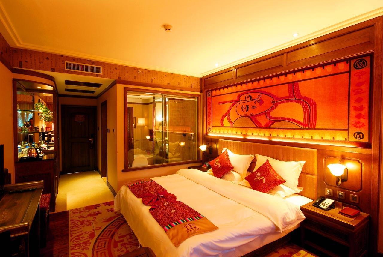 Lijiang Jinfu Hotel Exterior photo