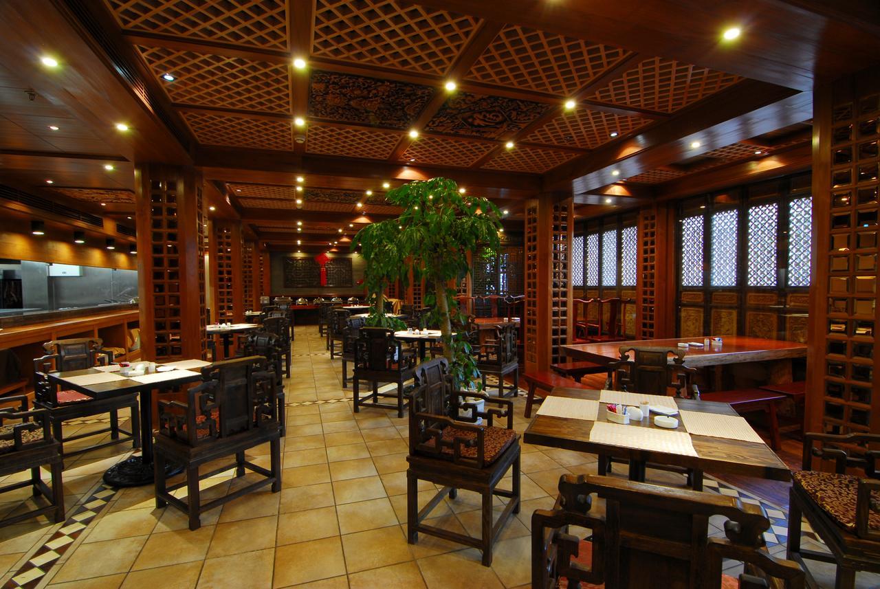 Lijiang Jinfu Hotel Exterior photo